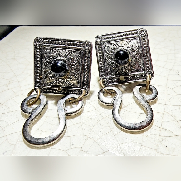Vintage Silver with black stone Art Deco  clip on earrings - Picture 2 of 5